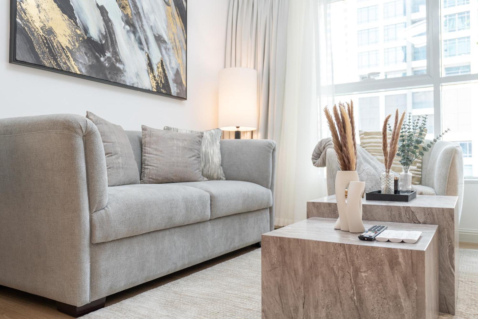Sleeps 4 In 2 Bedroom In Gate 2 Apartment