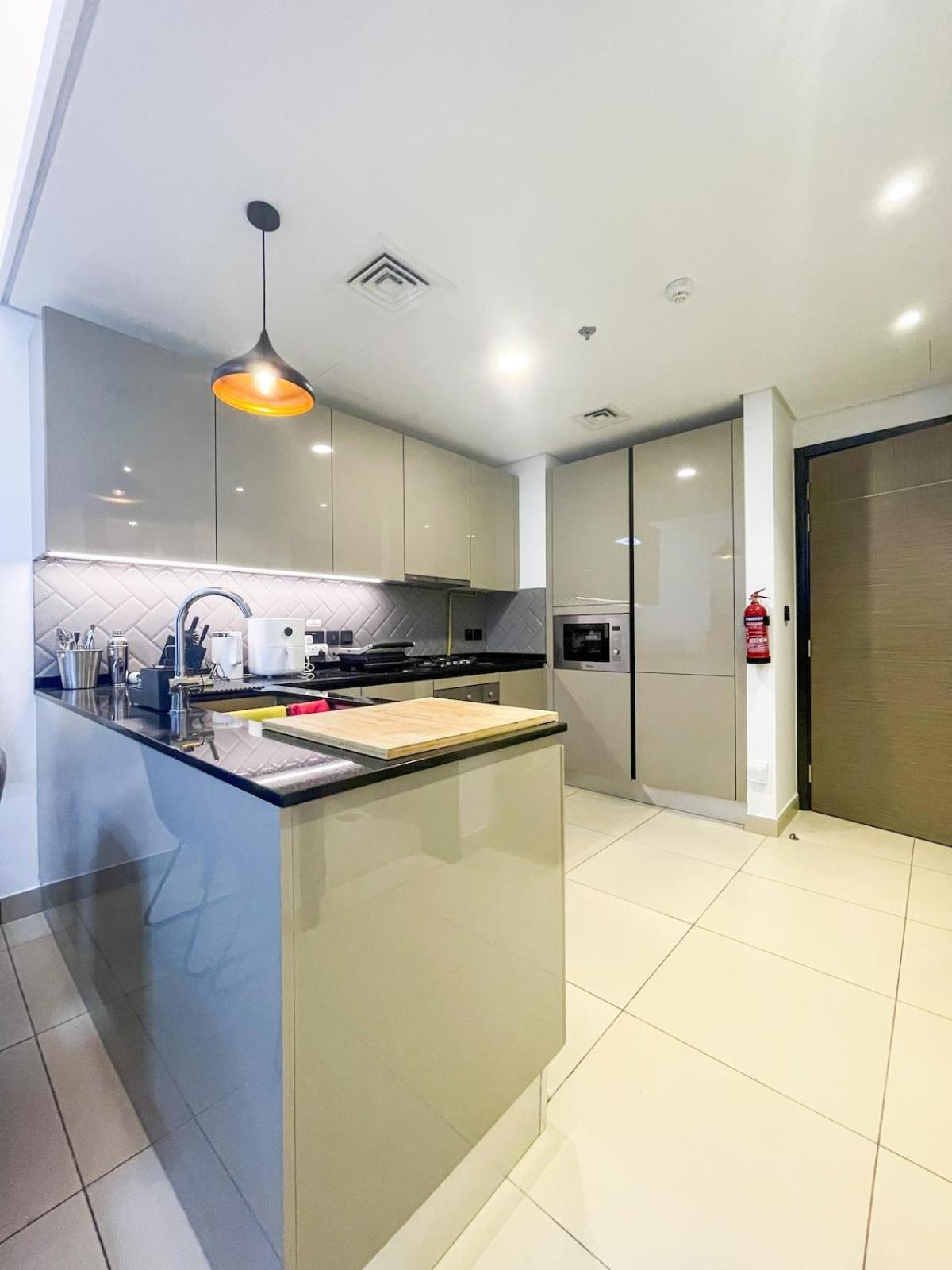 Apartment Tastefully Decorated 1 Bedroom In Jvc Dubai