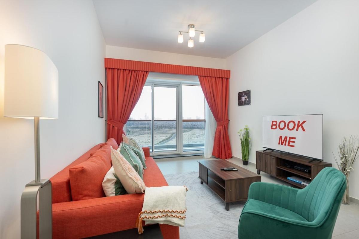 Bright And Warm 2-bedroom In Al Barsha Apartment *