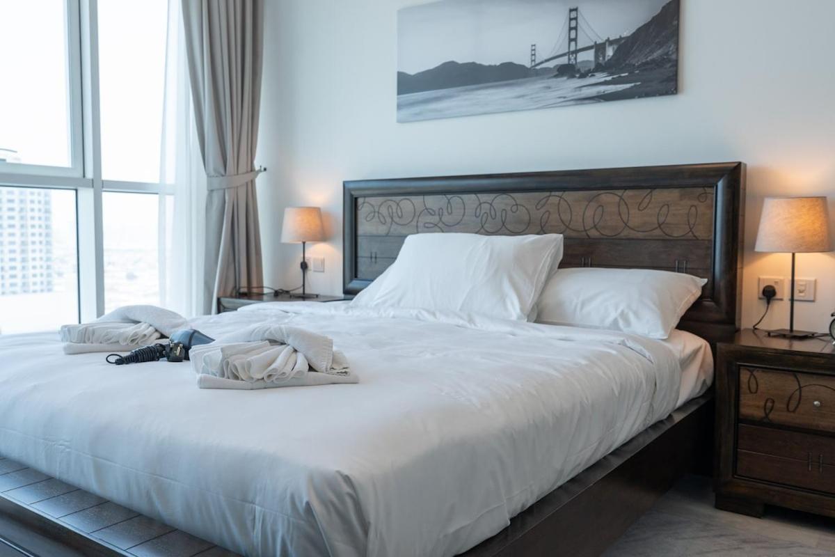 Apartment Bright And Warm 2-bedroom In Al Barsha Dubai