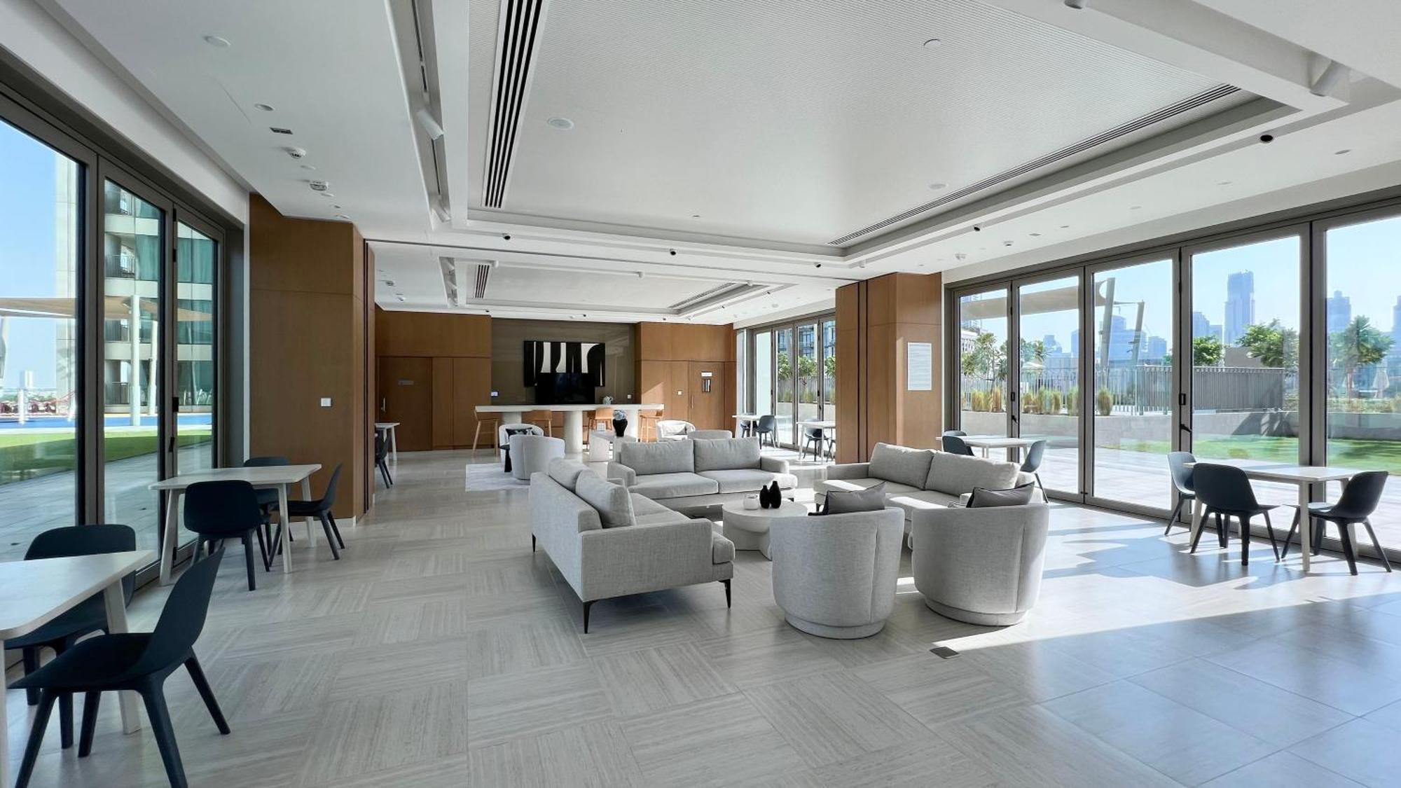 Premium 2 Bedroom High-floor Offering Spectacular Burj Khalifa & Fountain Views, Steps Away From Mall - Downtown By Stayfinity - Max 8 Guests Apartment Dubai