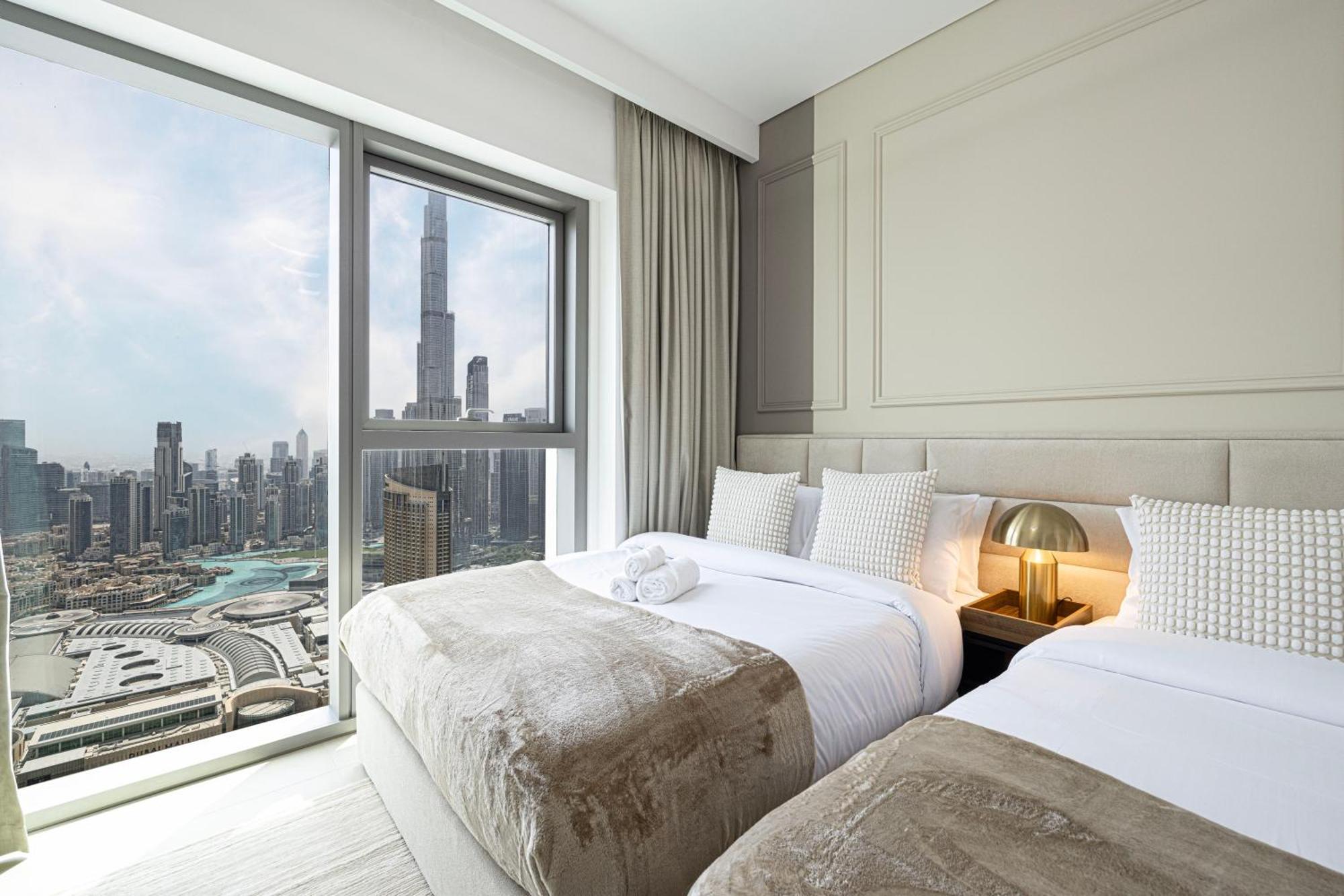Premium 2 Bedroom High-floor Offering Spectacular Burj Khalifa & Fountain Views, Steps Away From Mall - Downtown By Stayfinity - Max 8 Guests Apartment Dubai