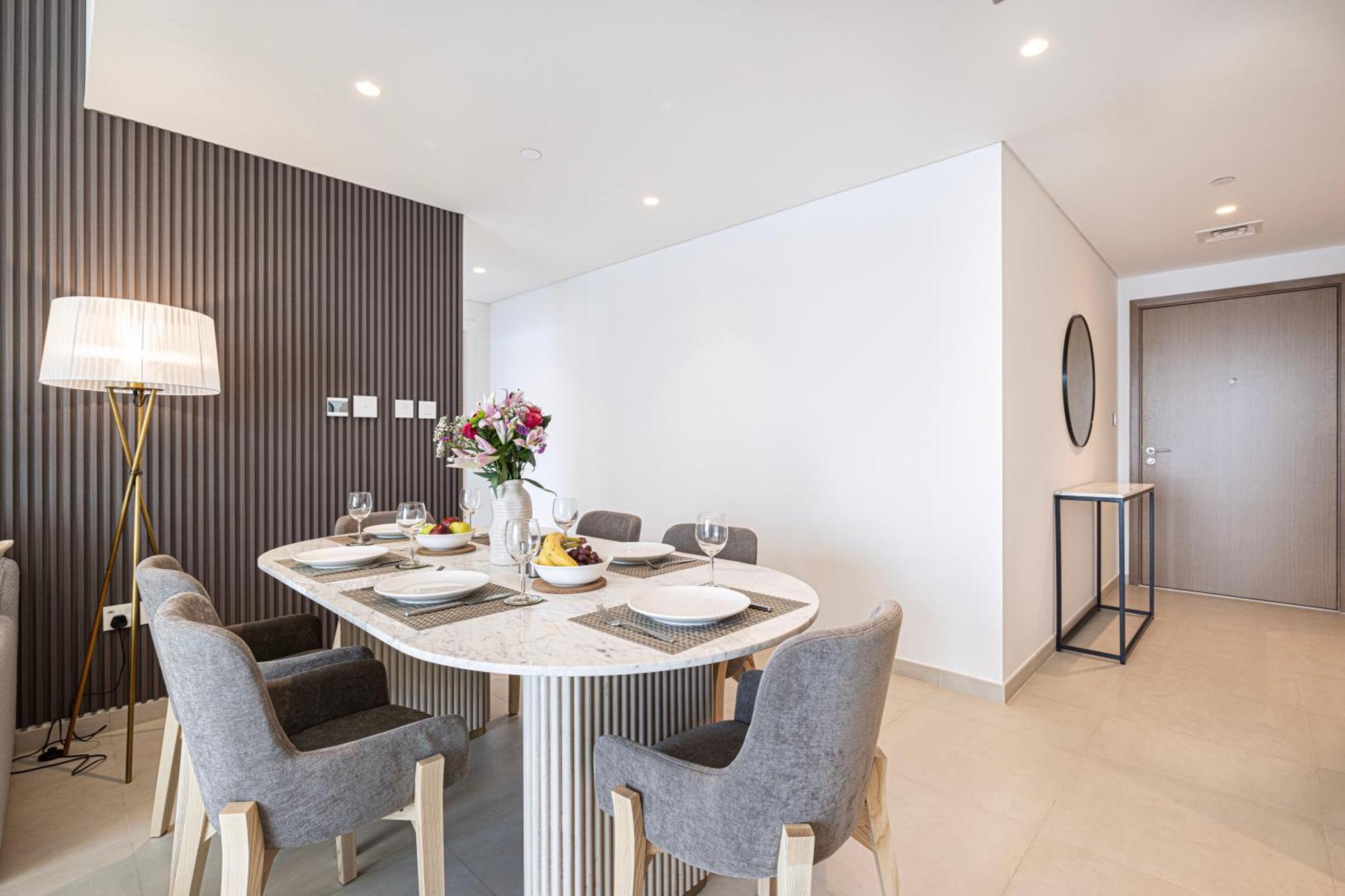 Premium 2 Bedroom High-floor Offering Spectacular Burj Khalifa & Fountain Views, Steps Away From Mall - Downtown By Stayfinity - Max 8 Guests * Dubai