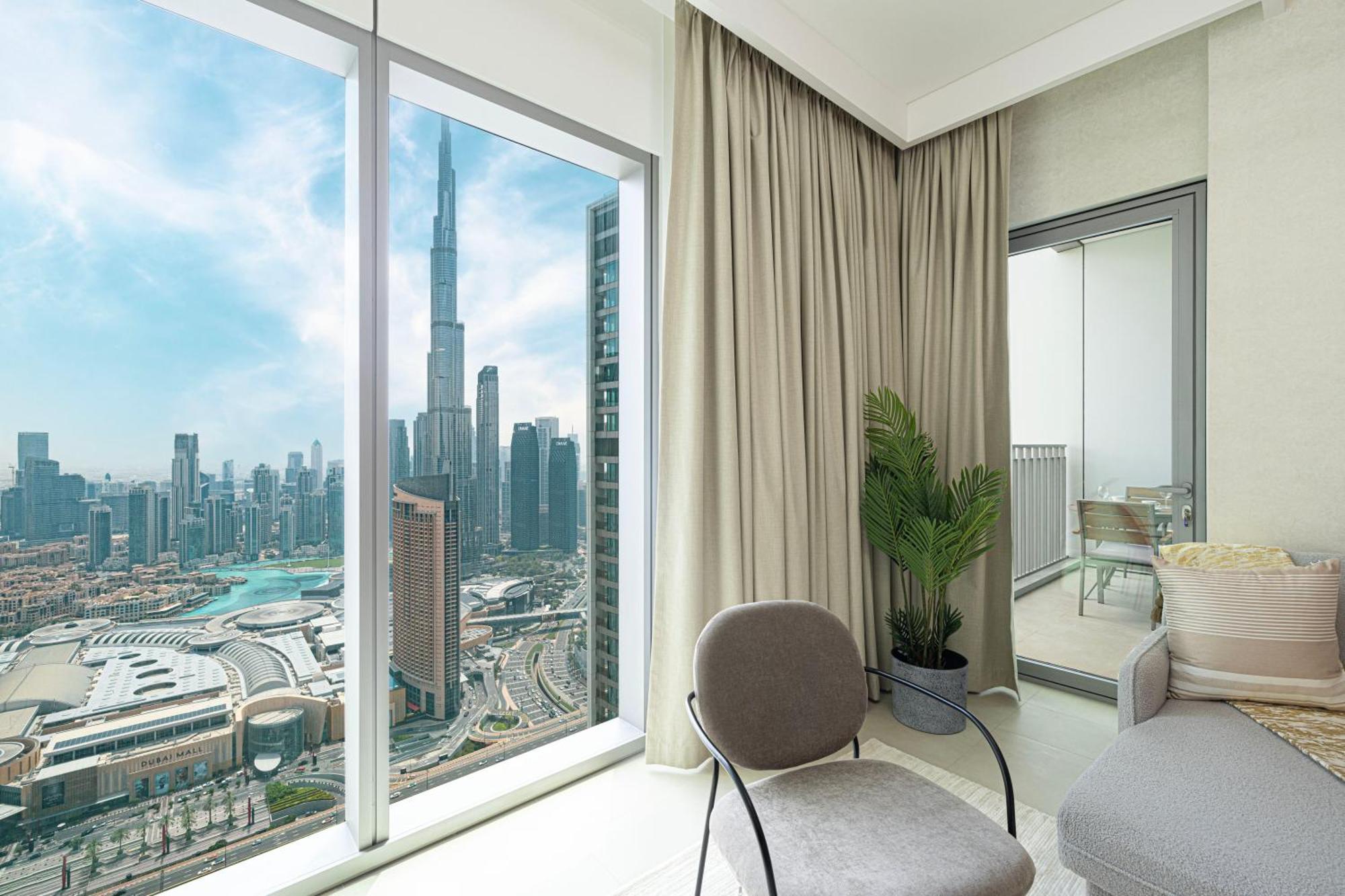 Premium 2 Bedroom High-floor Offering Spectacular Burj Khalifa & Fountain Views, Steps Away From Mall - Downtown By Stayfinity - Max 8 Guests Apartment