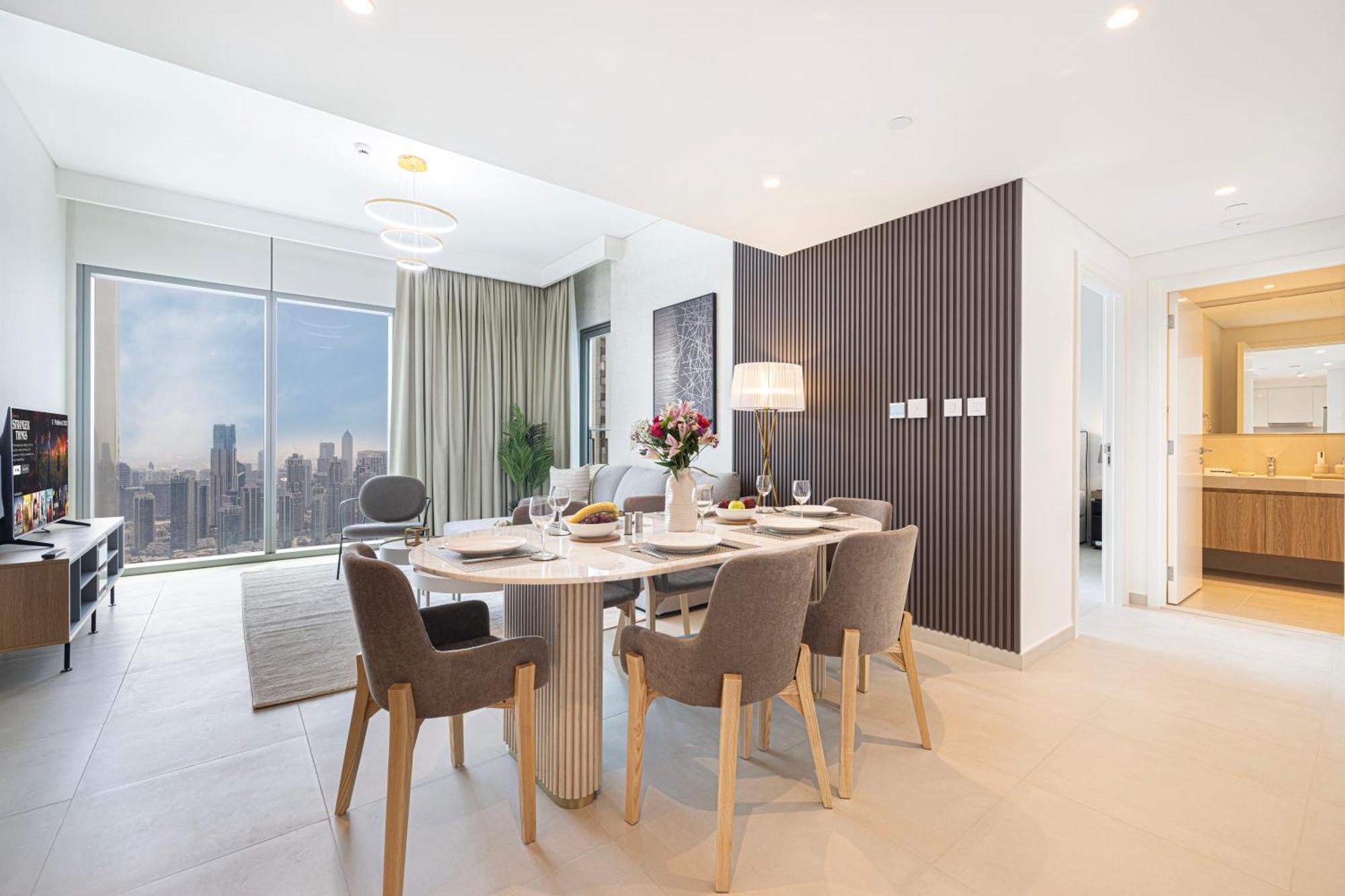 Apartment Premium 2 Bedroom High-floor Offering Spectacular Burj Khalifa & Fountain Views, Steps Away From Mall - Downtown By Stayfinity - Max 8 Guests Dubai