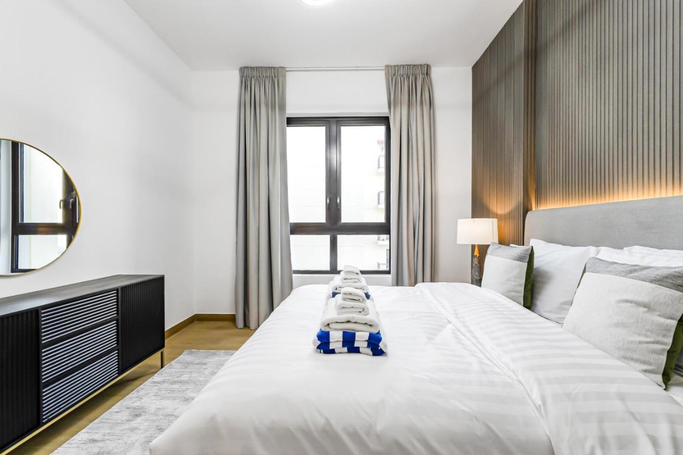 Luxury Lifestyle At La Sirene Port De La Jumeirah 1 Dubai