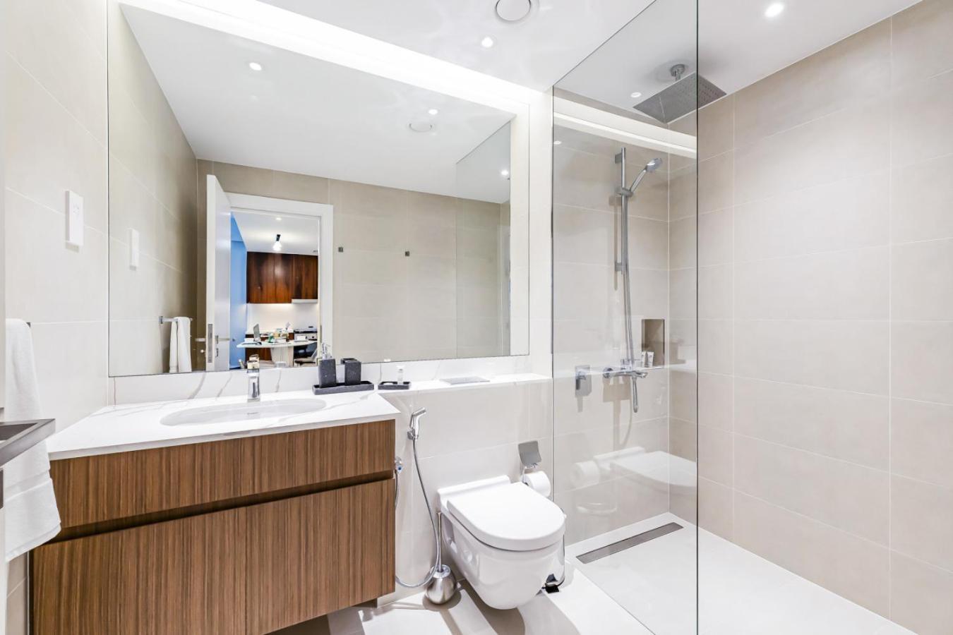 Luxury Lifestyle At La Sirene Port De La Jumeirah 1 Apartment