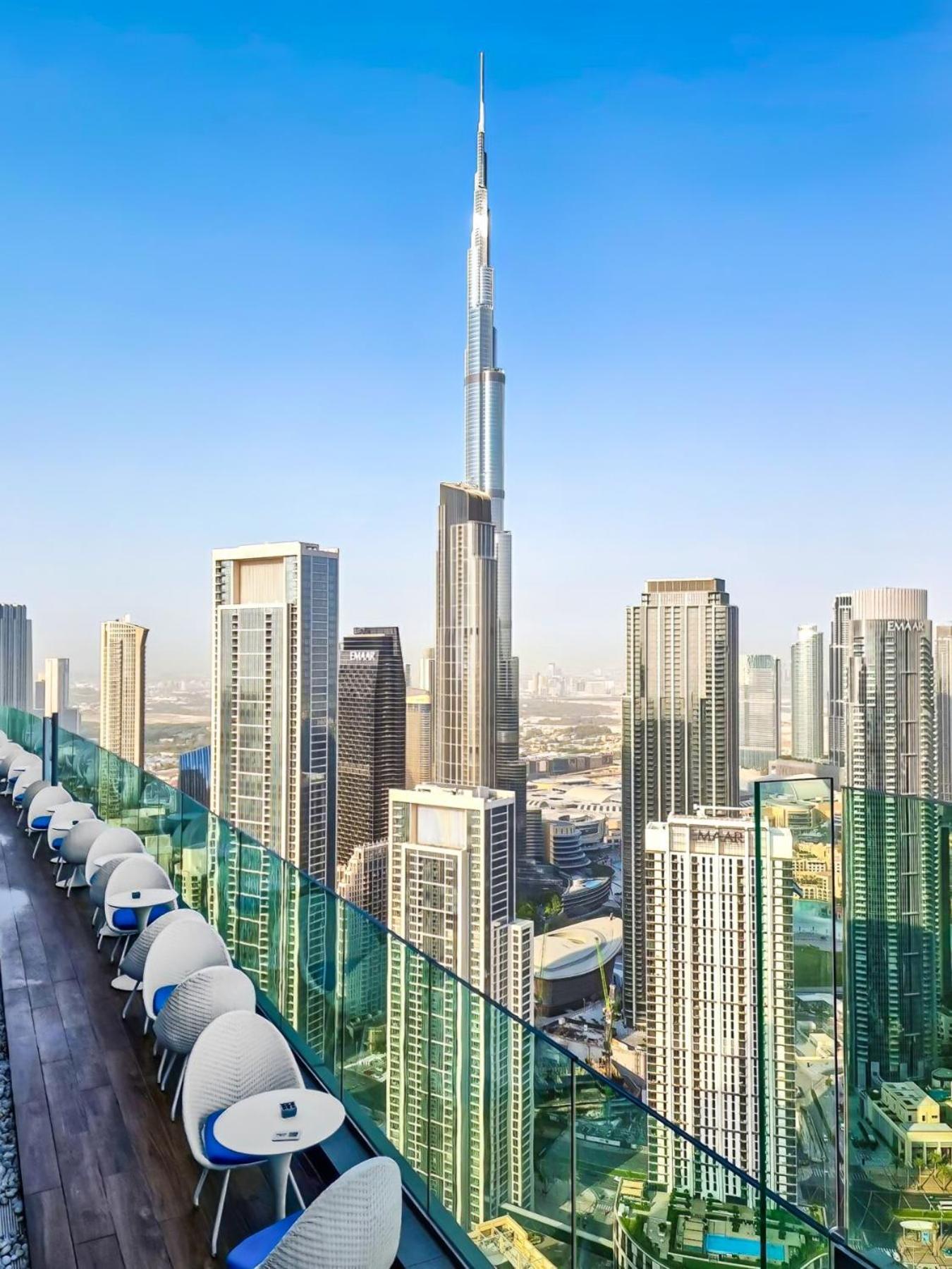 Stunning 2br With Burj View & Infinity Pool Dubai