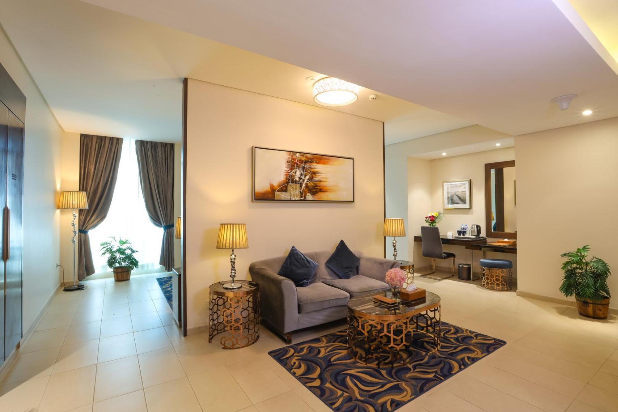 Omega Hotel 4*
