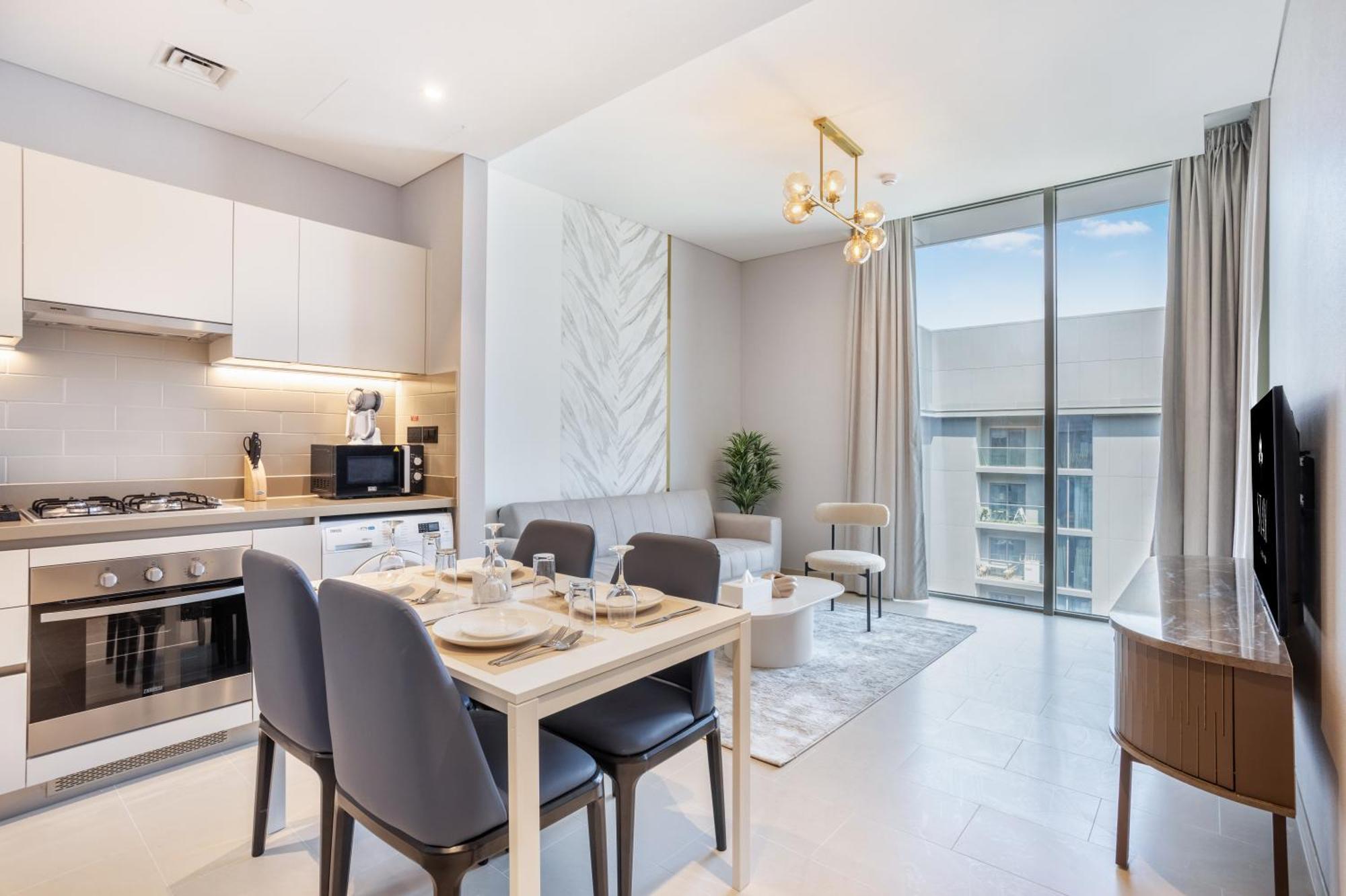 By Latinem Luxury 1br Cv A2807 Near Mall Apartment Dubai