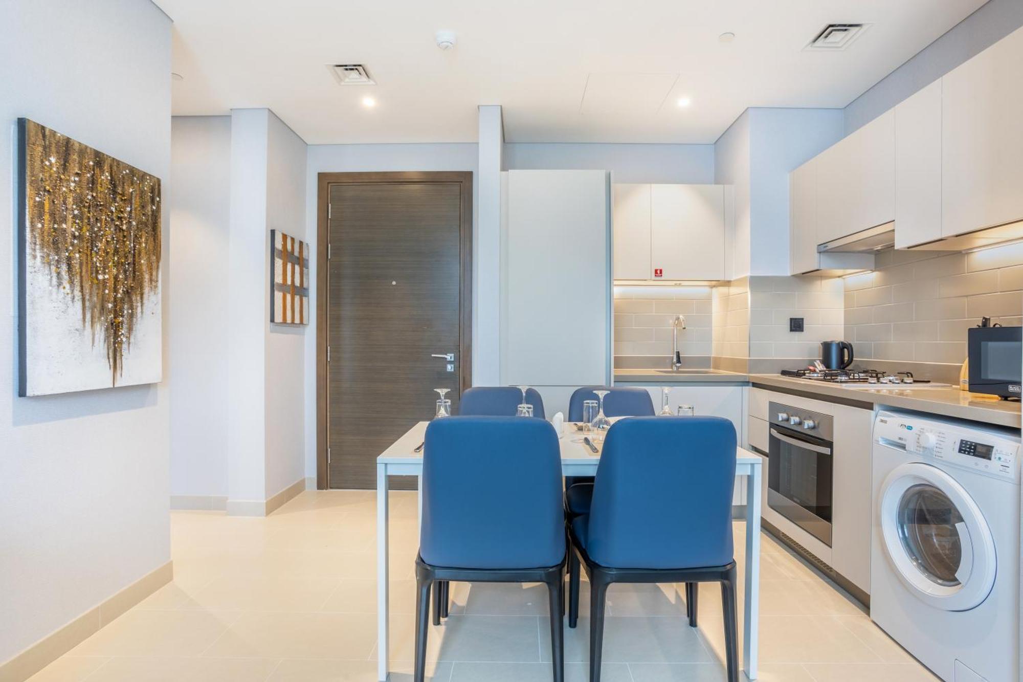 By Latinem Luxury 1br Cv A2807 Near Mall * Dubai