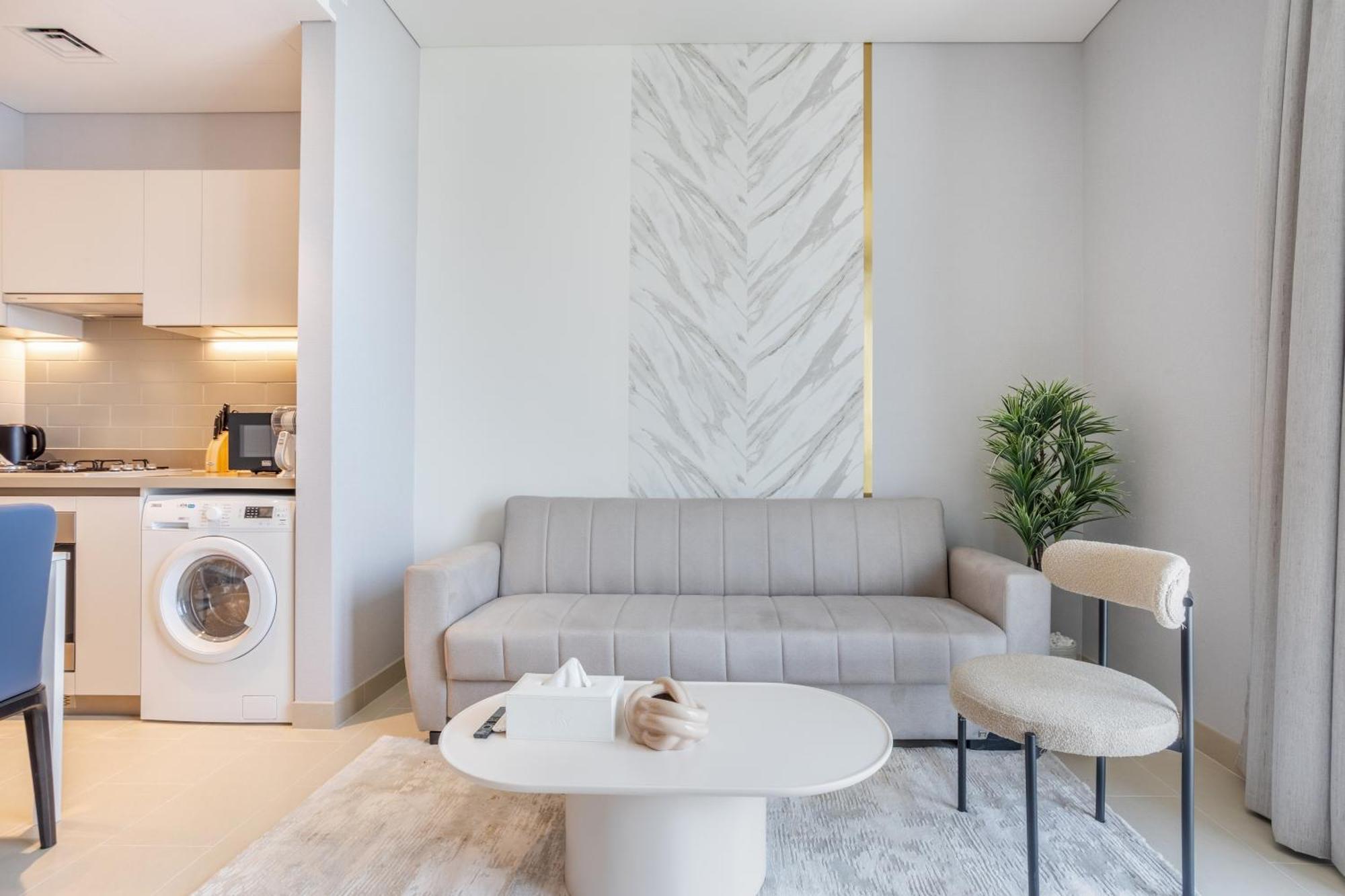 Apartment By Latinem Luxury 1br Cv A2807 Near Mall
