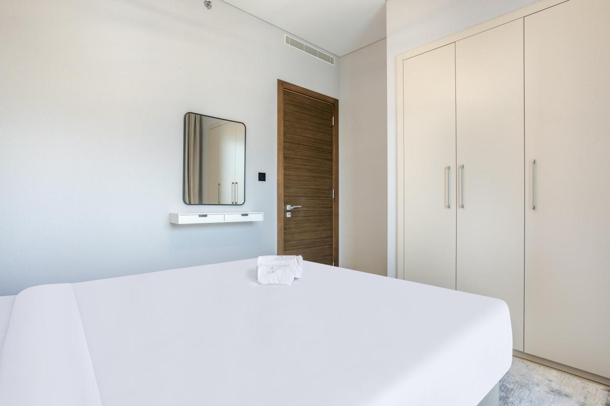 By Latinem Luxury 1br Cv A2807 Near Mall Apartment *