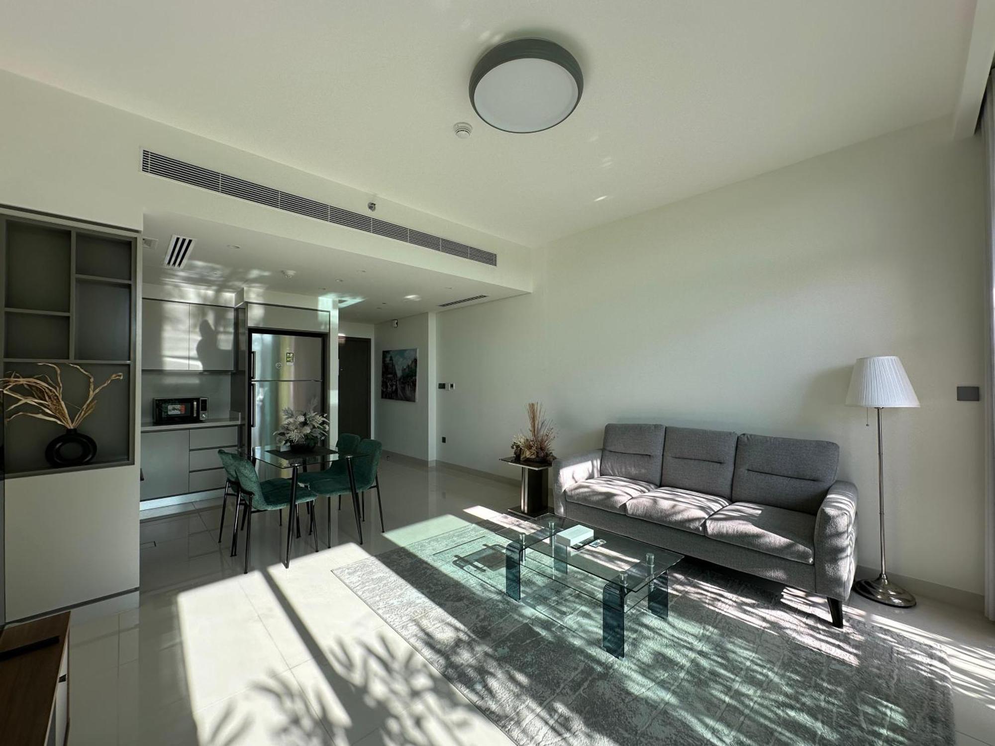 Livbnb - Classy 2br In Sunrise Bay Dubai