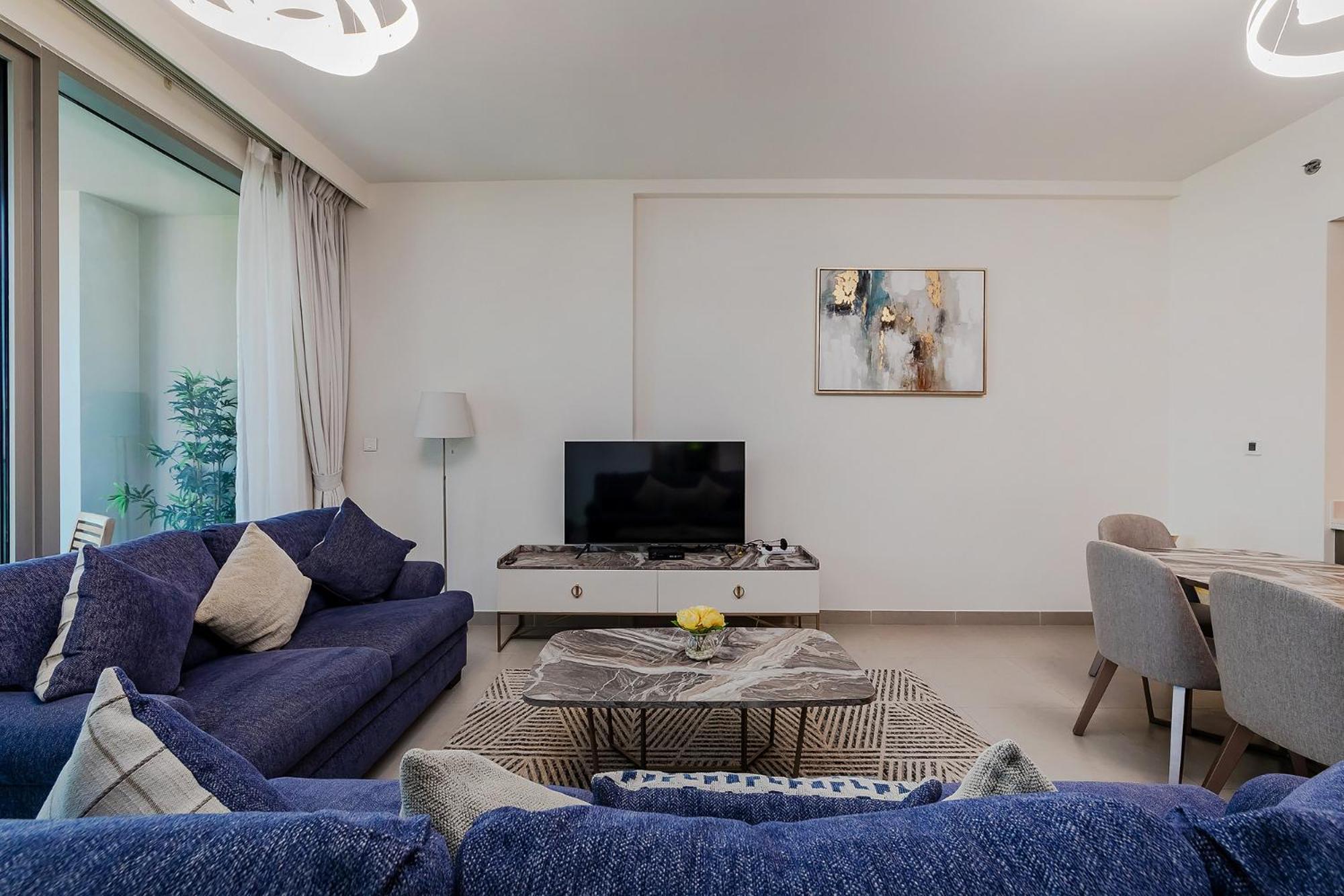 Skyline Luxe Downtown Living