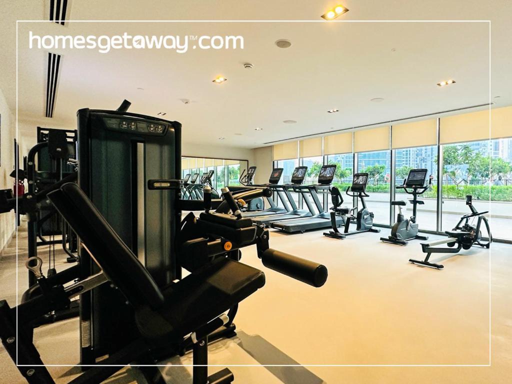Homesgetaway - Luxury 2br In Burj Crown Apartment Dubai