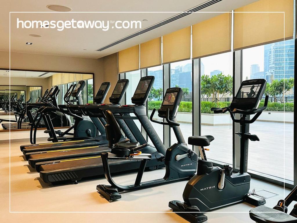Homesgetaway - Luxury 2br In Burj Crown