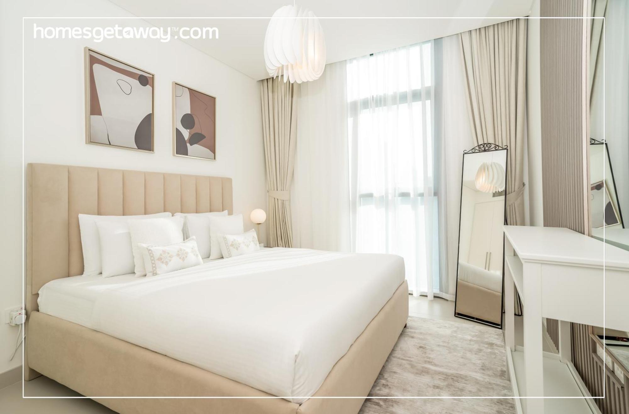Homesgetaway - Luxury 2br In Burj Crown * Dubai