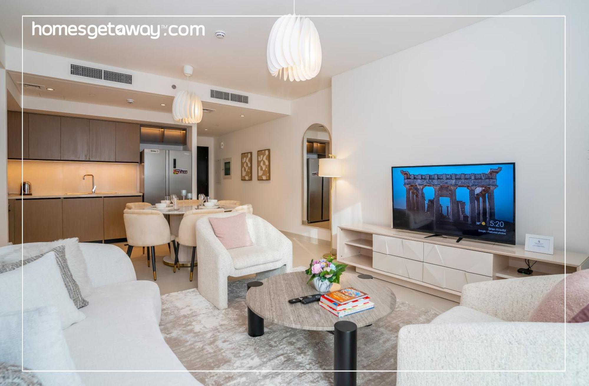 Homesgetaway - Luxury 2br In Burj Crown