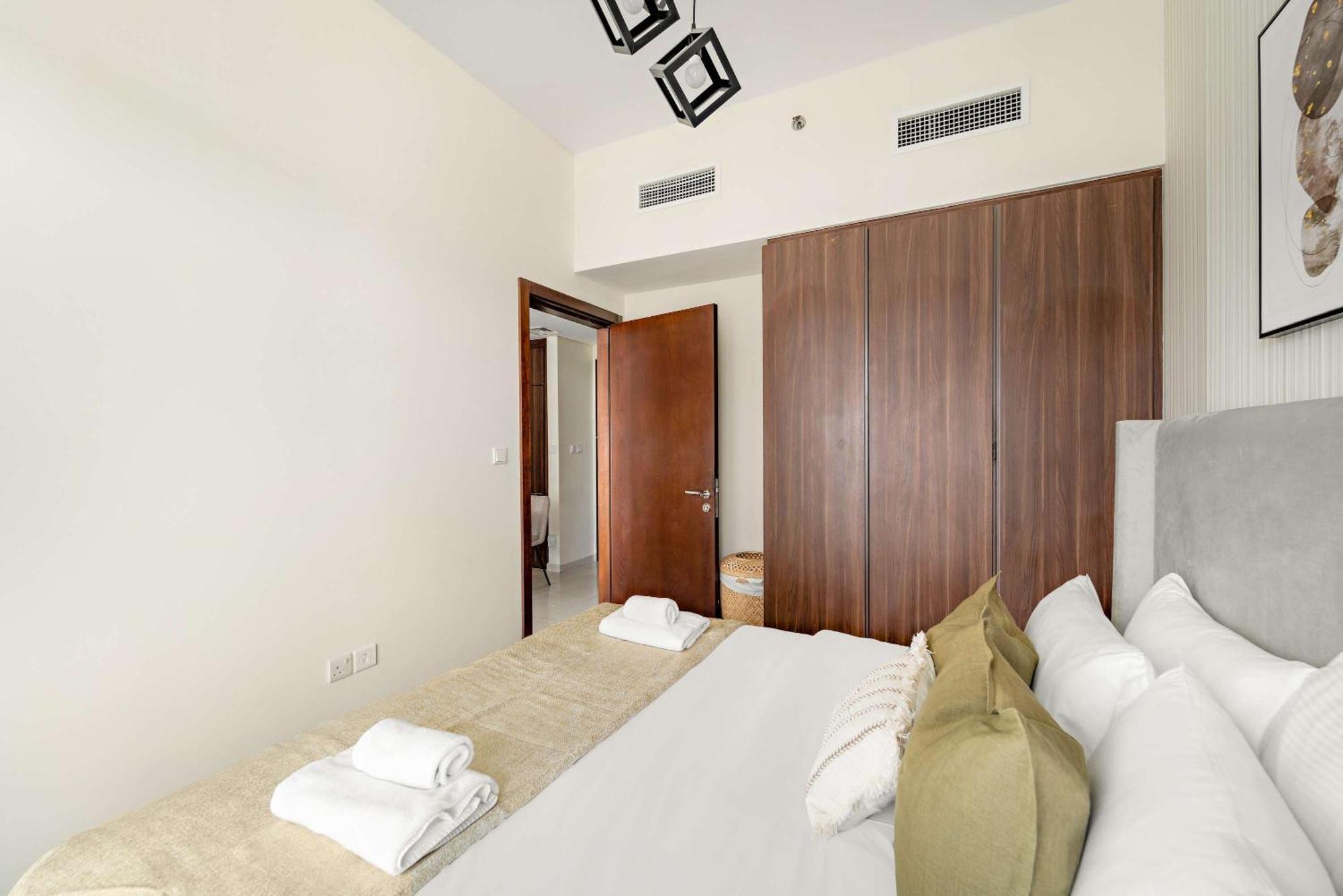 Silkhaus Stylish 1bdr In Vera Tower Nearby Canal