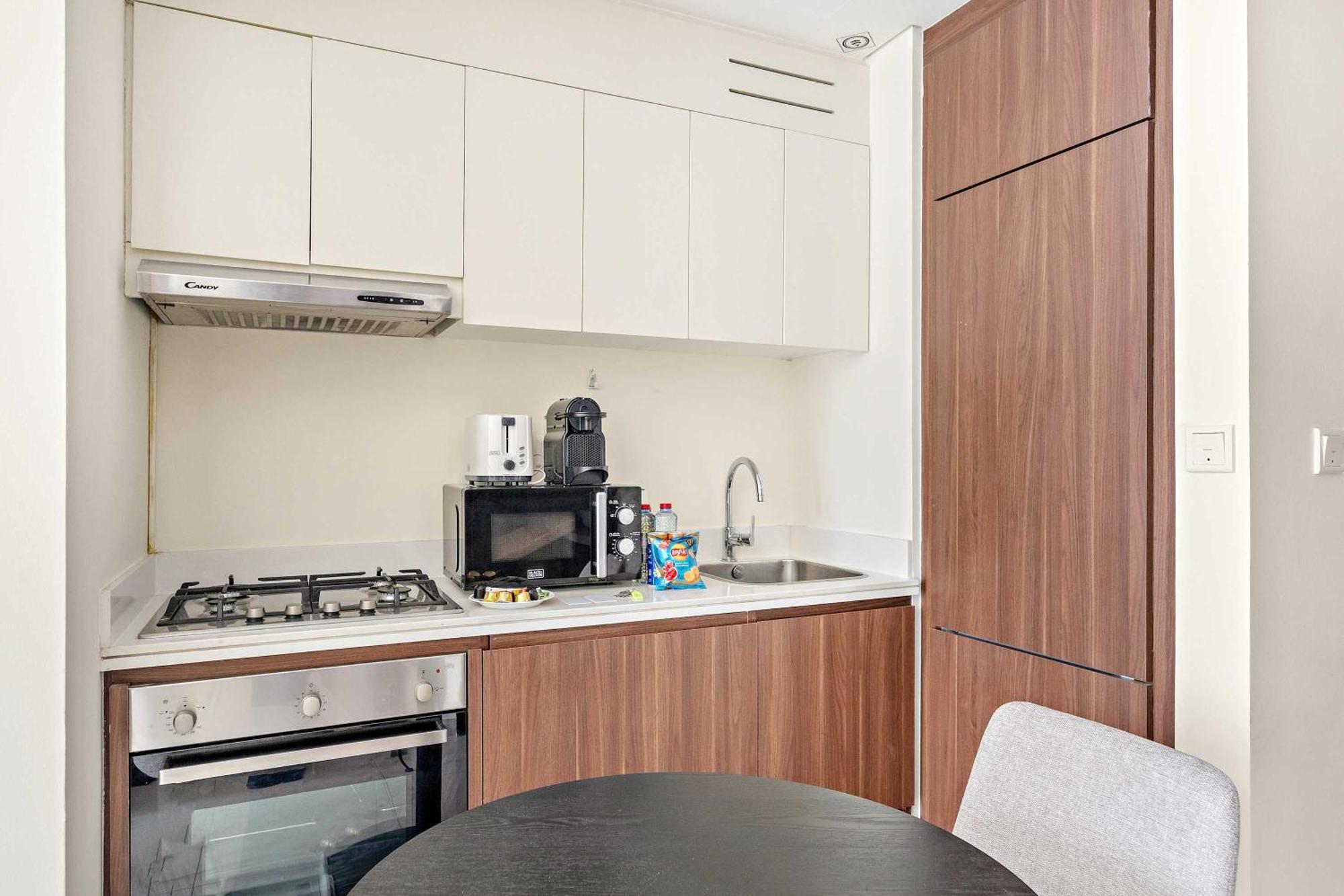 Silkhaus Stylish 1bdr In Vera Tower Nearby Canal Apartment Dubai