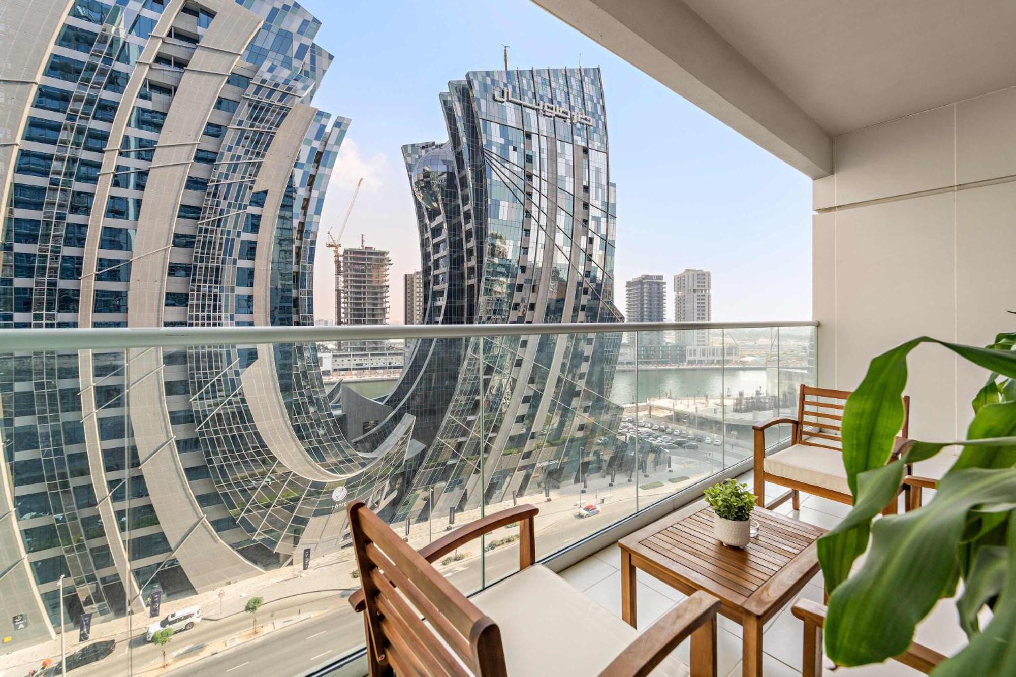Apartment Silkhaus Stylish 1bdr In Vera Tower Nearby Canal *