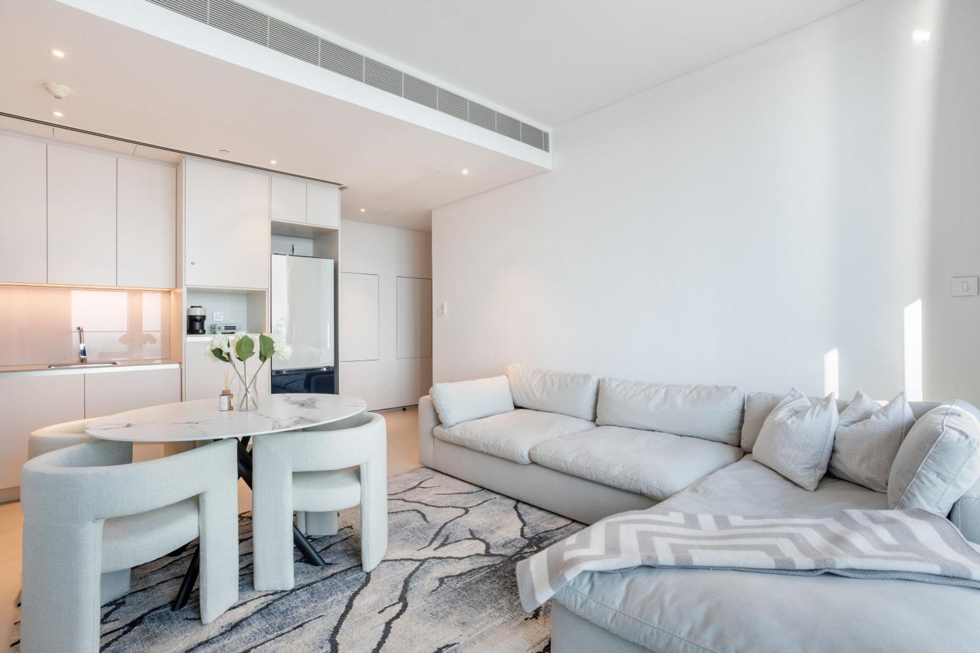 Apartment Cozy High-floor 1br Beachfront At Address Jbr