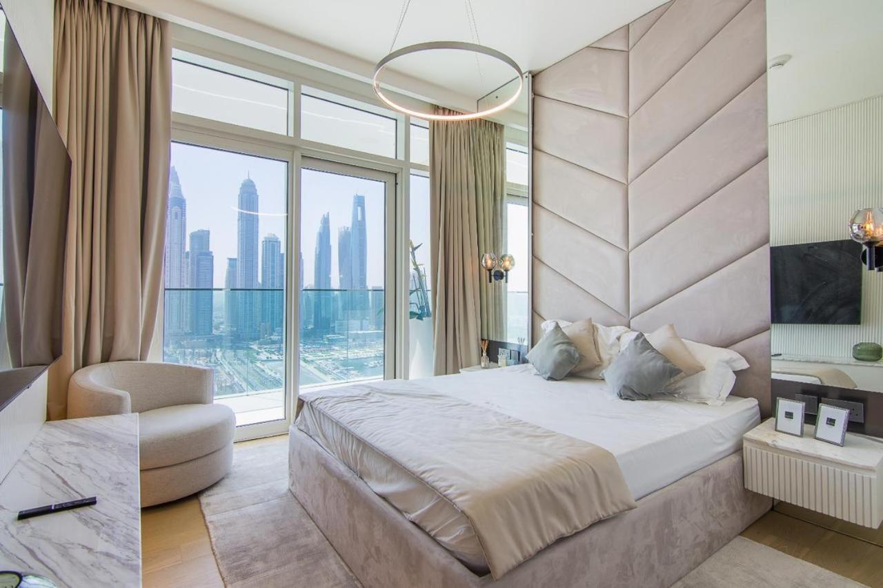 Apartment Westminster Front Dubai