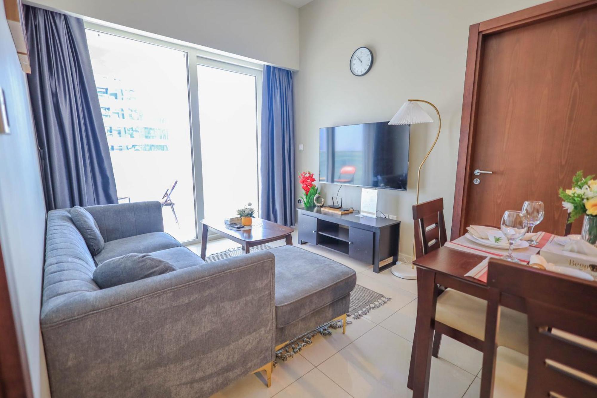1br Business Bay 5mins To Mall By Deleguest * Dubai