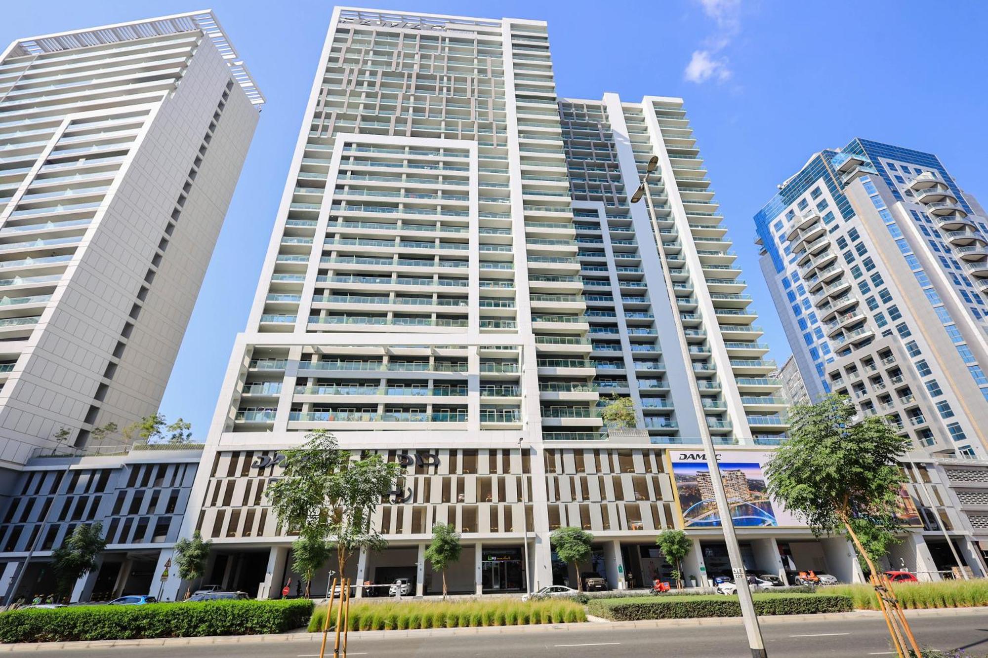 Apartment 1br Business Bay 5mins To Mall By Deleguest Dubai