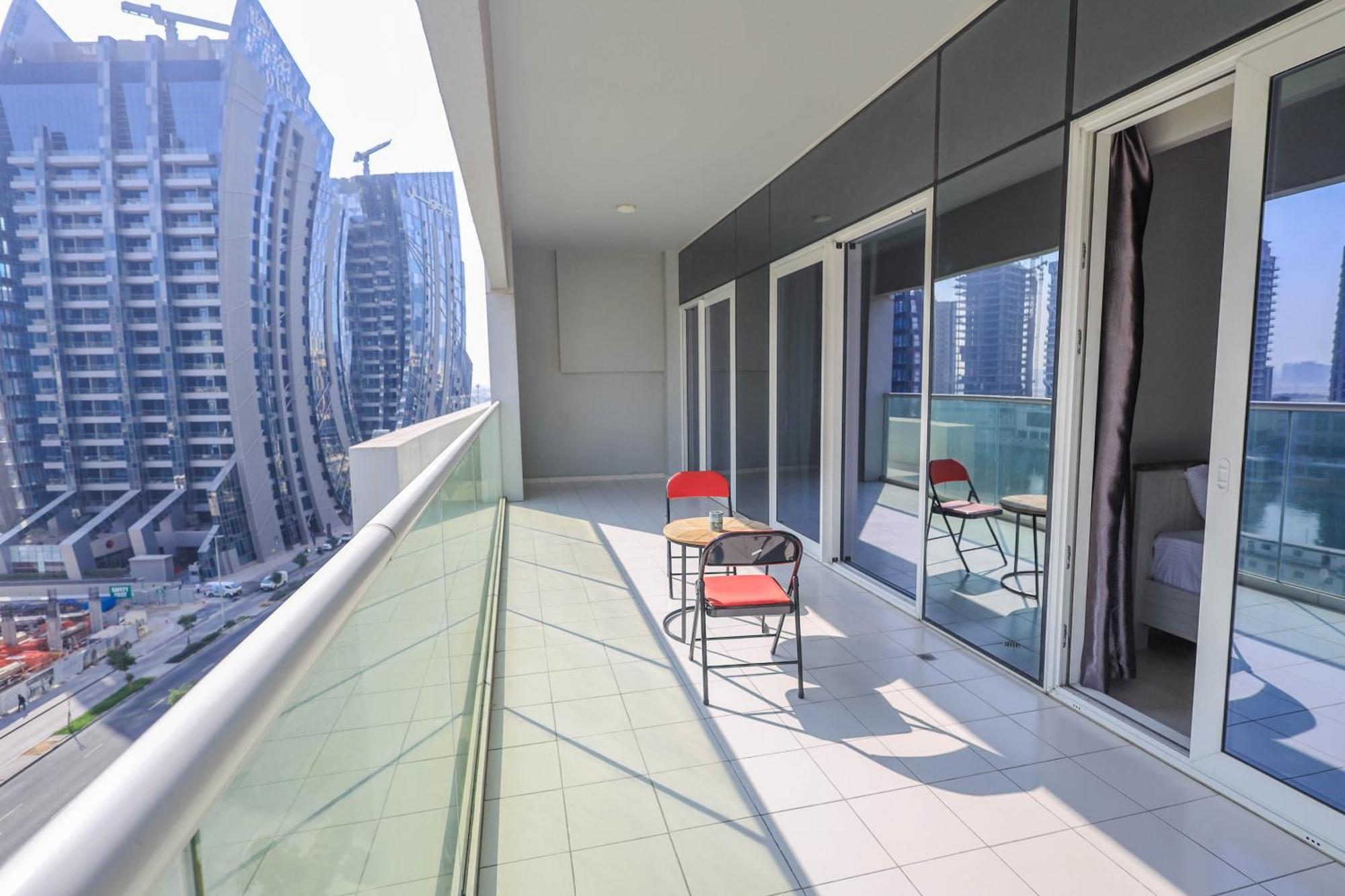 1br Business Bay 5mins To Mall By Deleguest Apartment Dubai