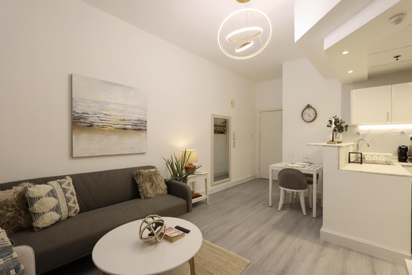 Livbnb - Casa Aruri,1b Marina Escape Near Metro, Mall And Promenade Apartment Dubai