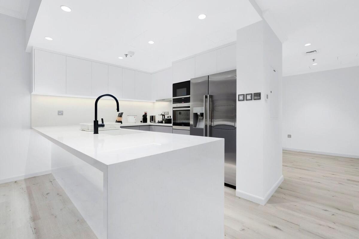 First Class 2br Serene Luxury Retreat Apartment Dubai