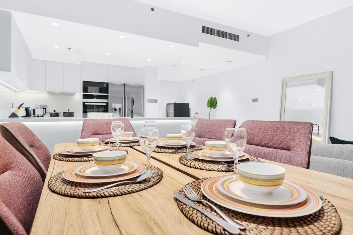 Apartment First Class 2br Serene Luxury Retreat