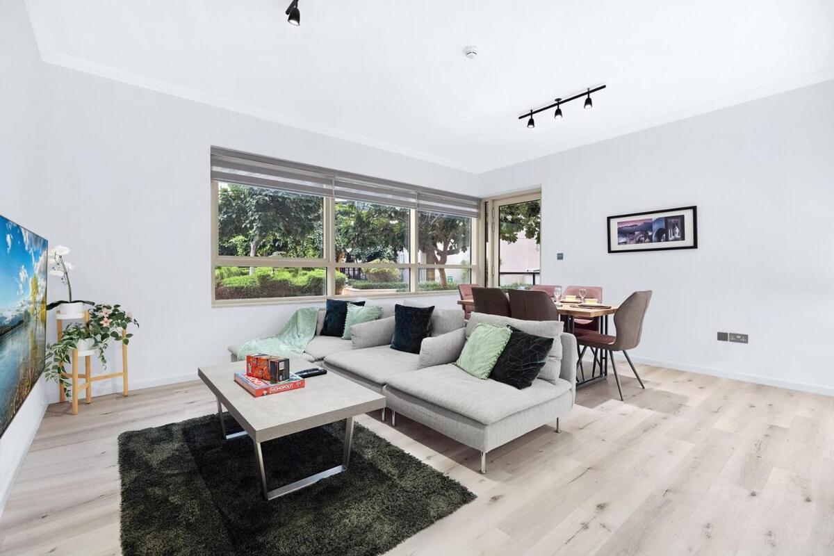 First Class 2br Serene Luxury Retreat Apartment Dubai