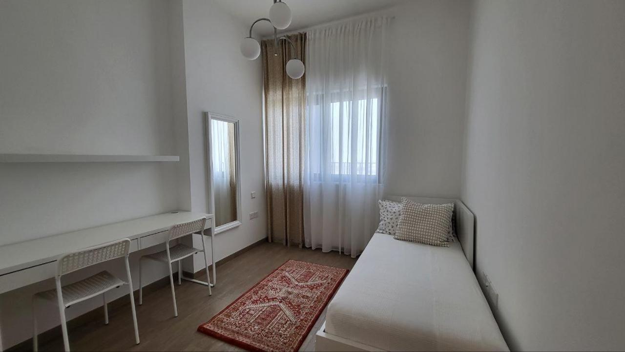 Apartment Modern 2br -5min To Metro-unit 211