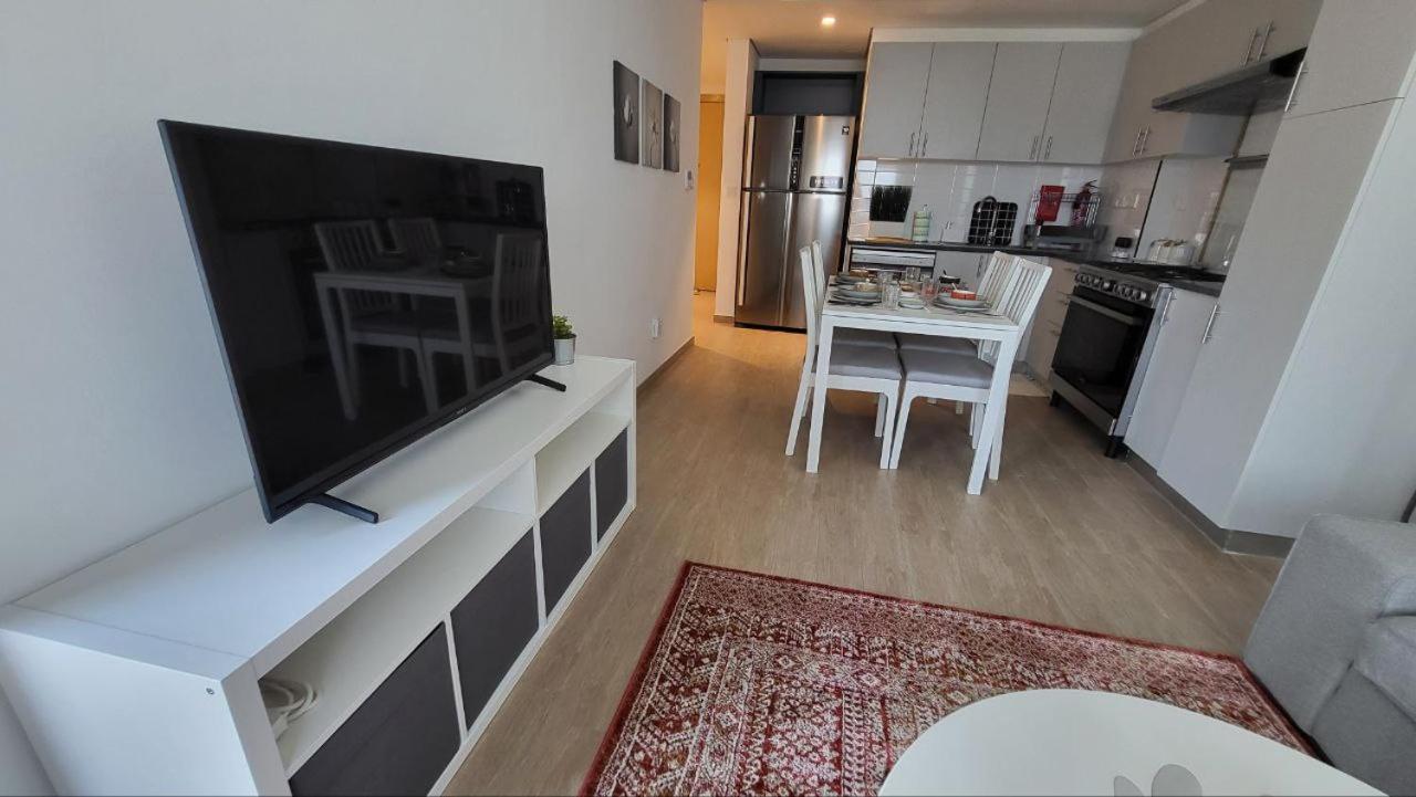 Apartment Modern 2br -5min To Metro-unit 211