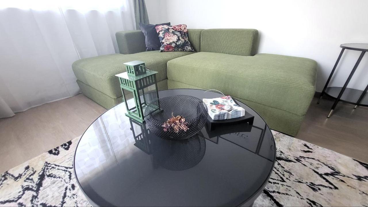 Apartment Modern 2br -5min To Metro-unit 211