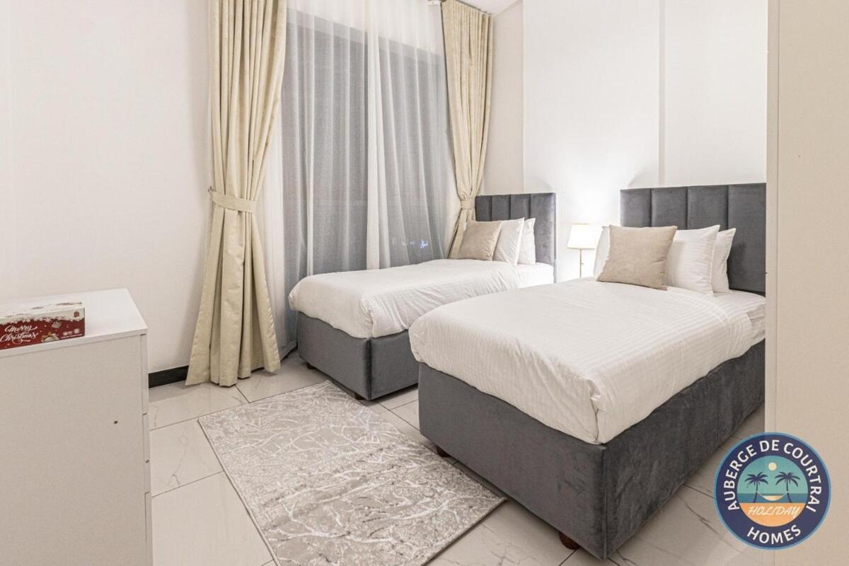 2br Duplex Stunning Views,near Circle Mall & Park *