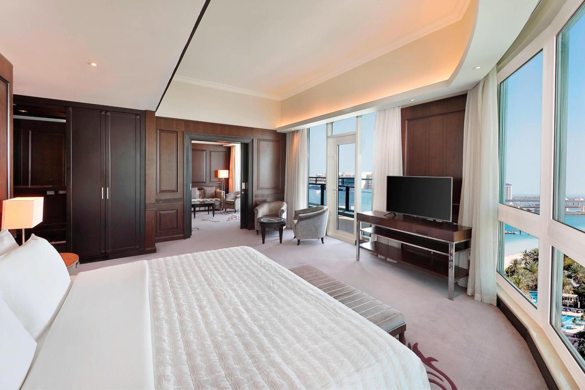 Le Meridien Mina Seyahi & Waterpark 5* Dubai