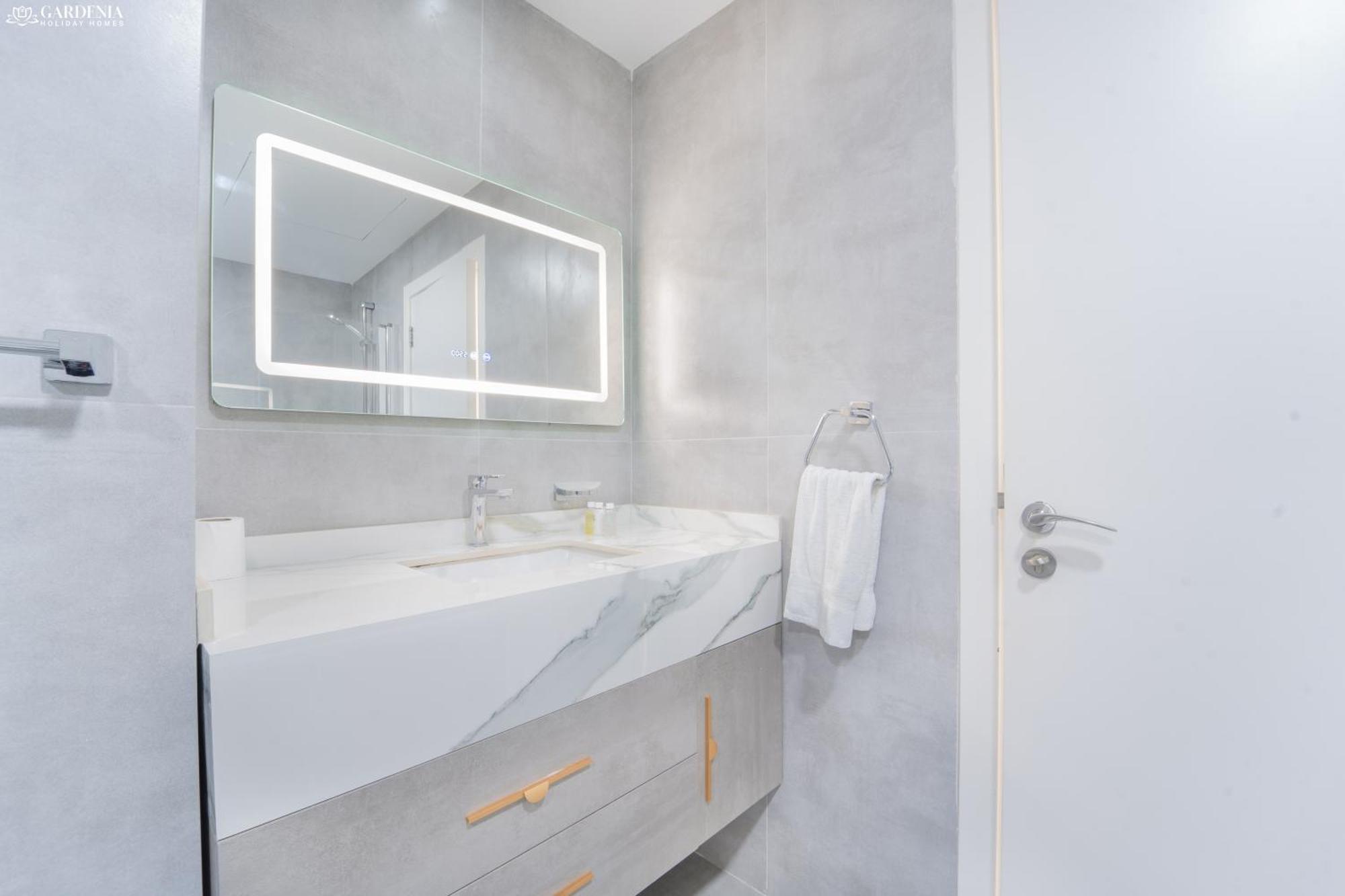 Jbr - Gardenia Shams - Sea View And Walking Distance To The Apartment