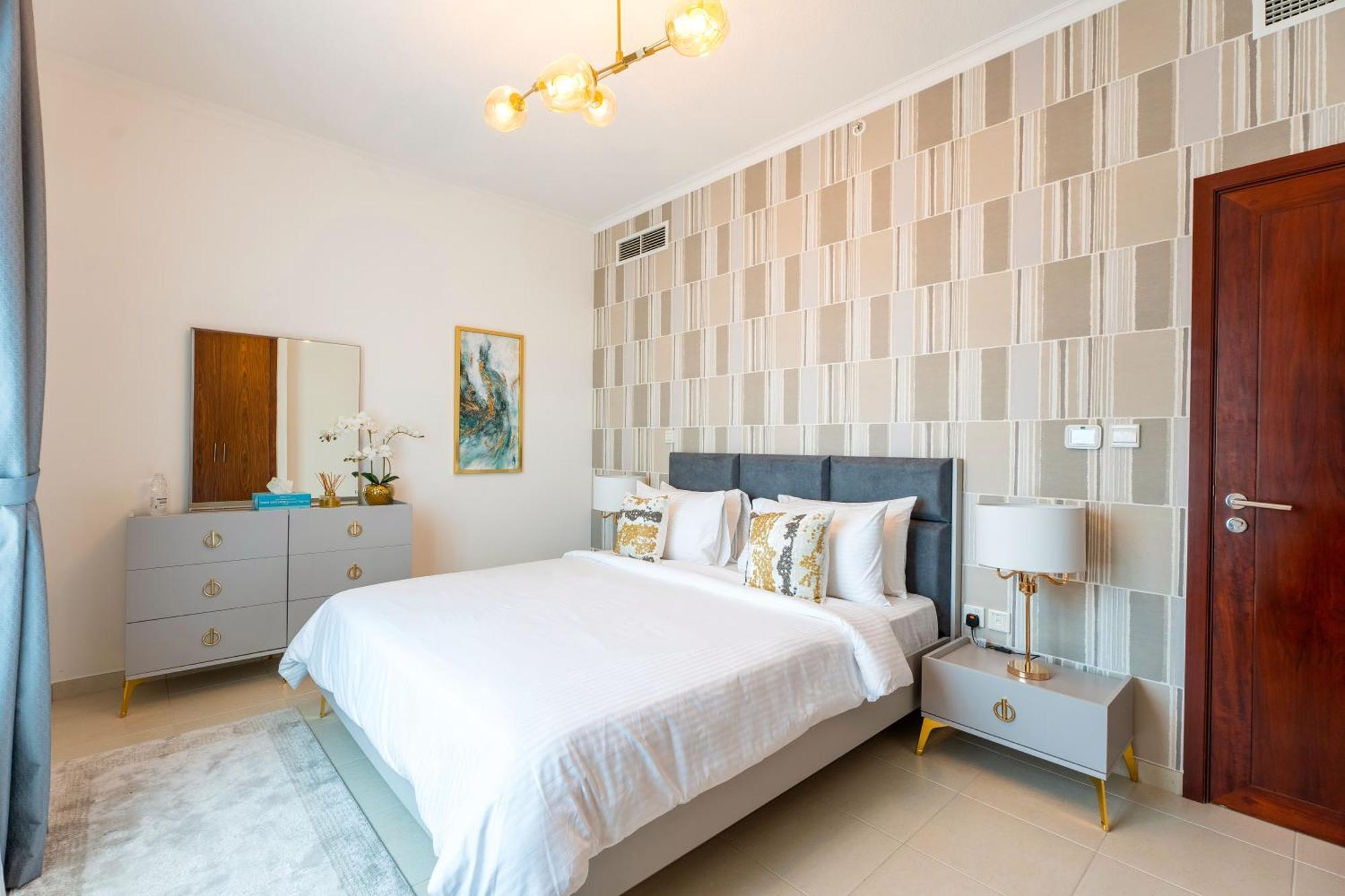 Ina Homes-residences Tower 7 Full Burj Khalifa & Fountain Views Apartment Dubai