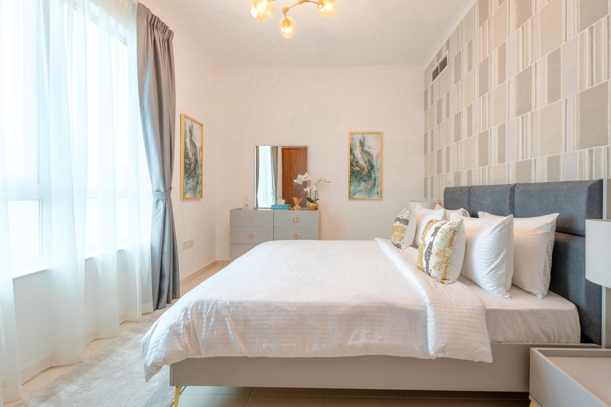 Ina Homes-residences Tower 7 Full Burj Khalifa & Fountain Views *