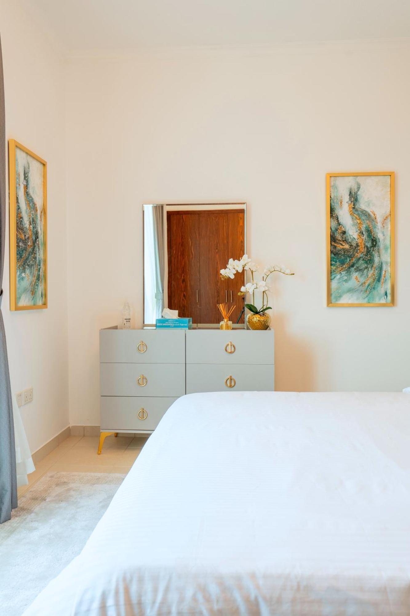 Ina Homes-residences Tower 7 Full Burj Khalifa & Fountain Views Apartment