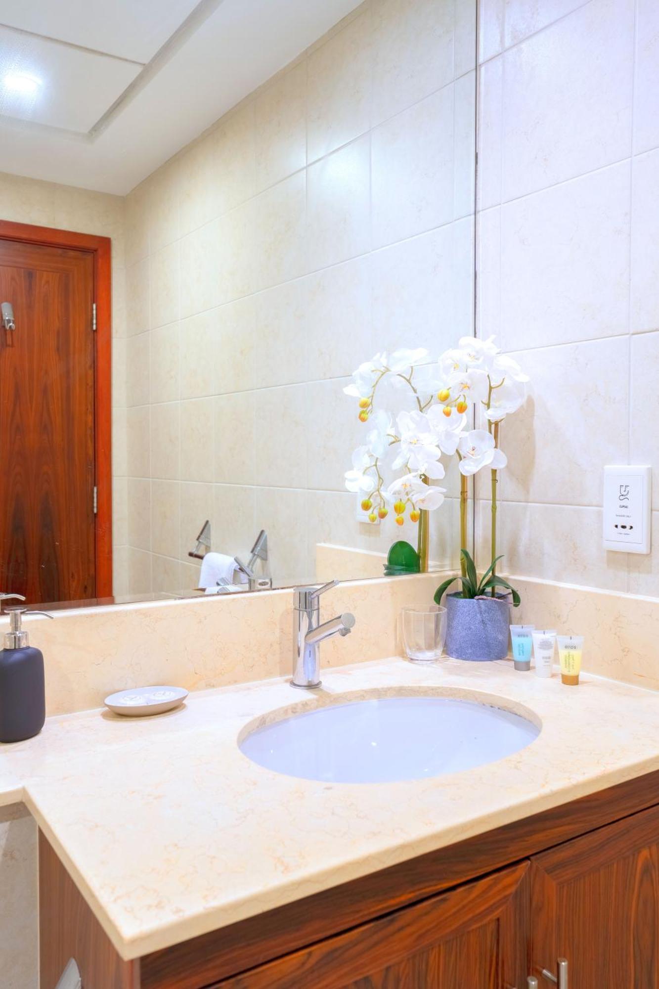 Ina Homes-residences Tower 7 Full Burj Khalifa & Fountain Views