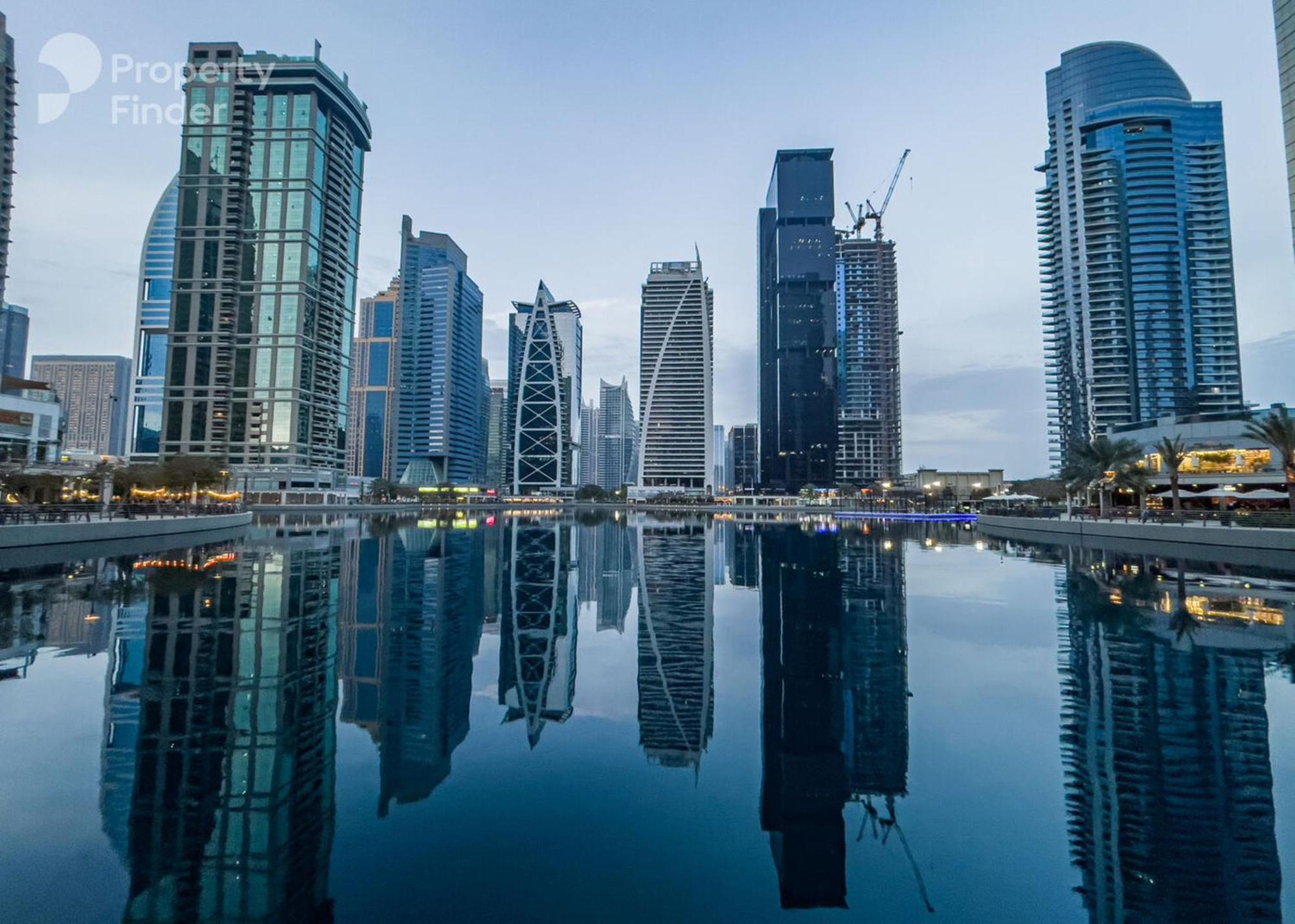 Click - Jlt - & Balcony Lakes View Entire -jn Dubai