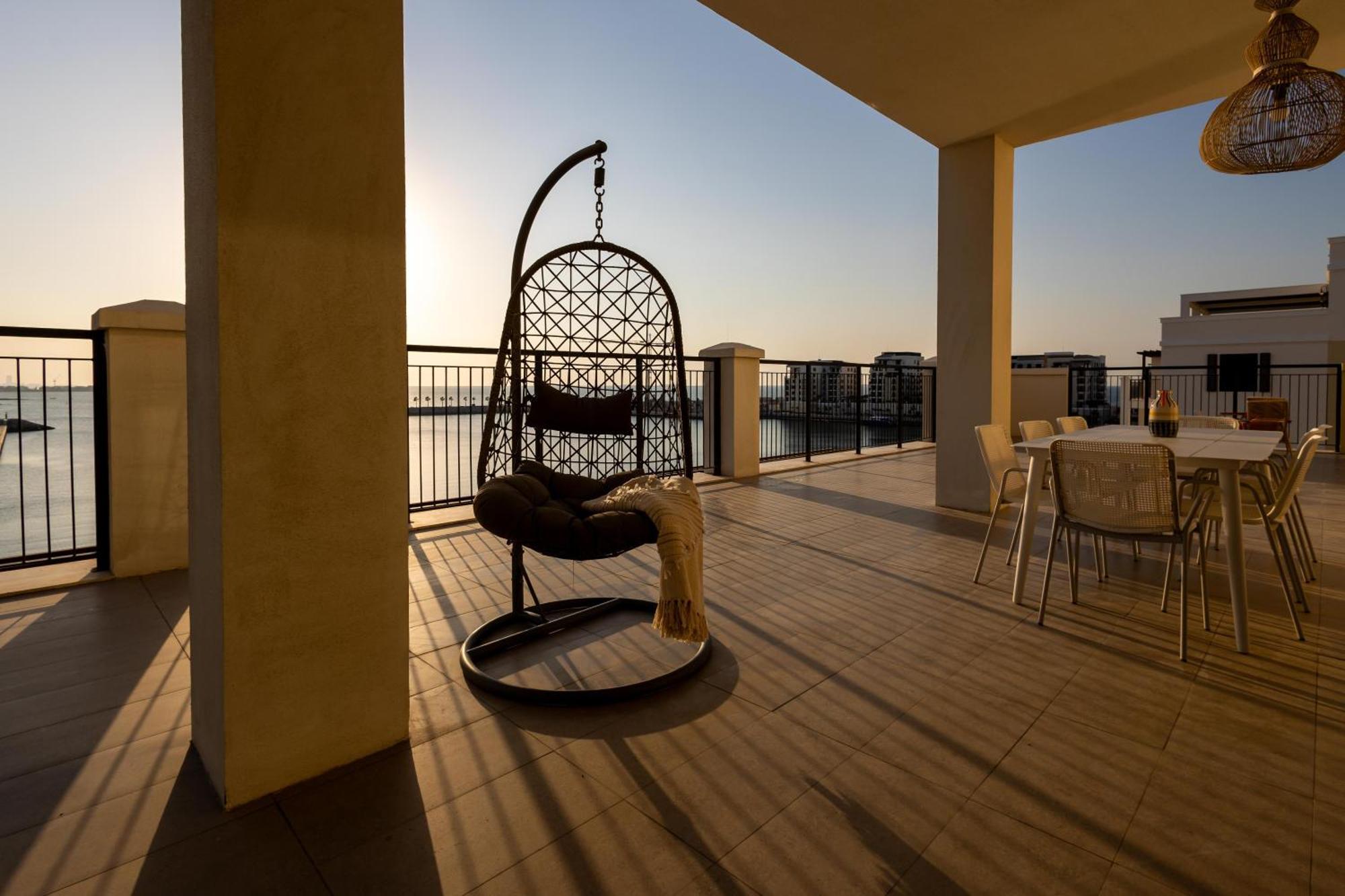 Apartment Higuests Experience Coastal Elegance At La Rive 2 In La