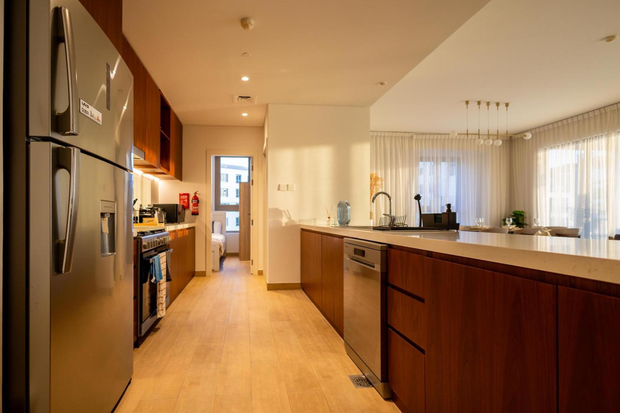 Higuests Experience Coastal Elegance At La Rive 2 In La Apartment *