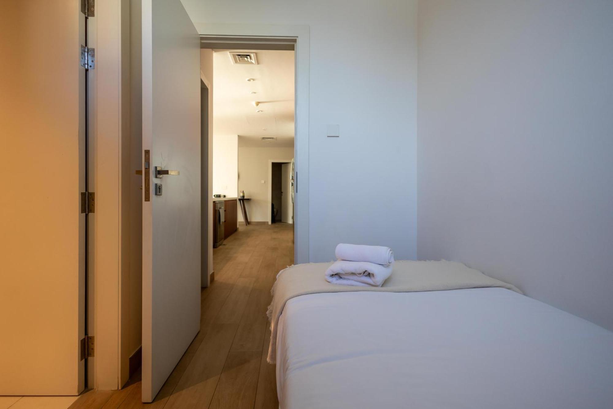 Apartment Higuests Experience Coastal Elegance At La Rive 2 In La *