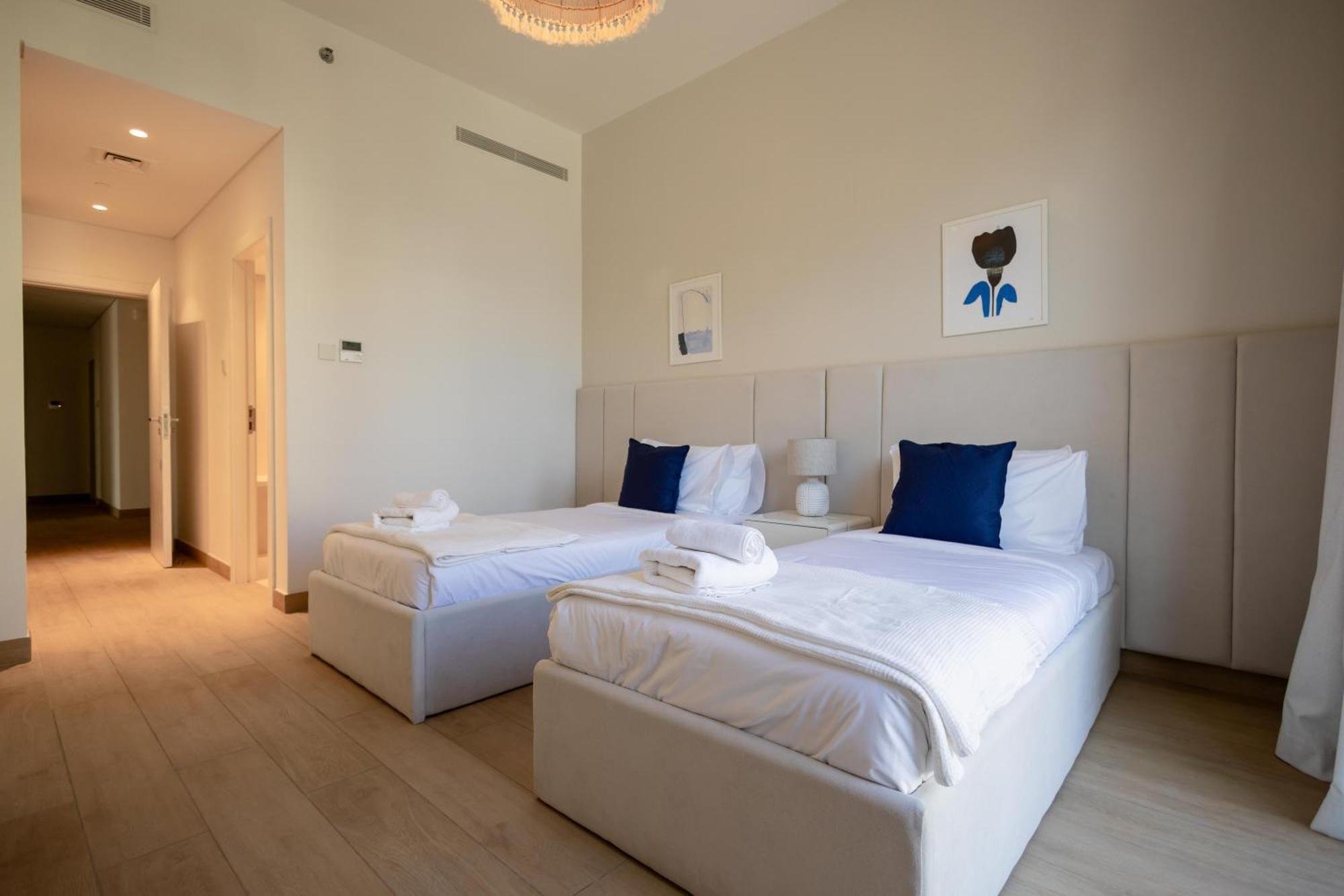 Apartment Higuests Experience Coastal Elegance At La Rive 2 In La